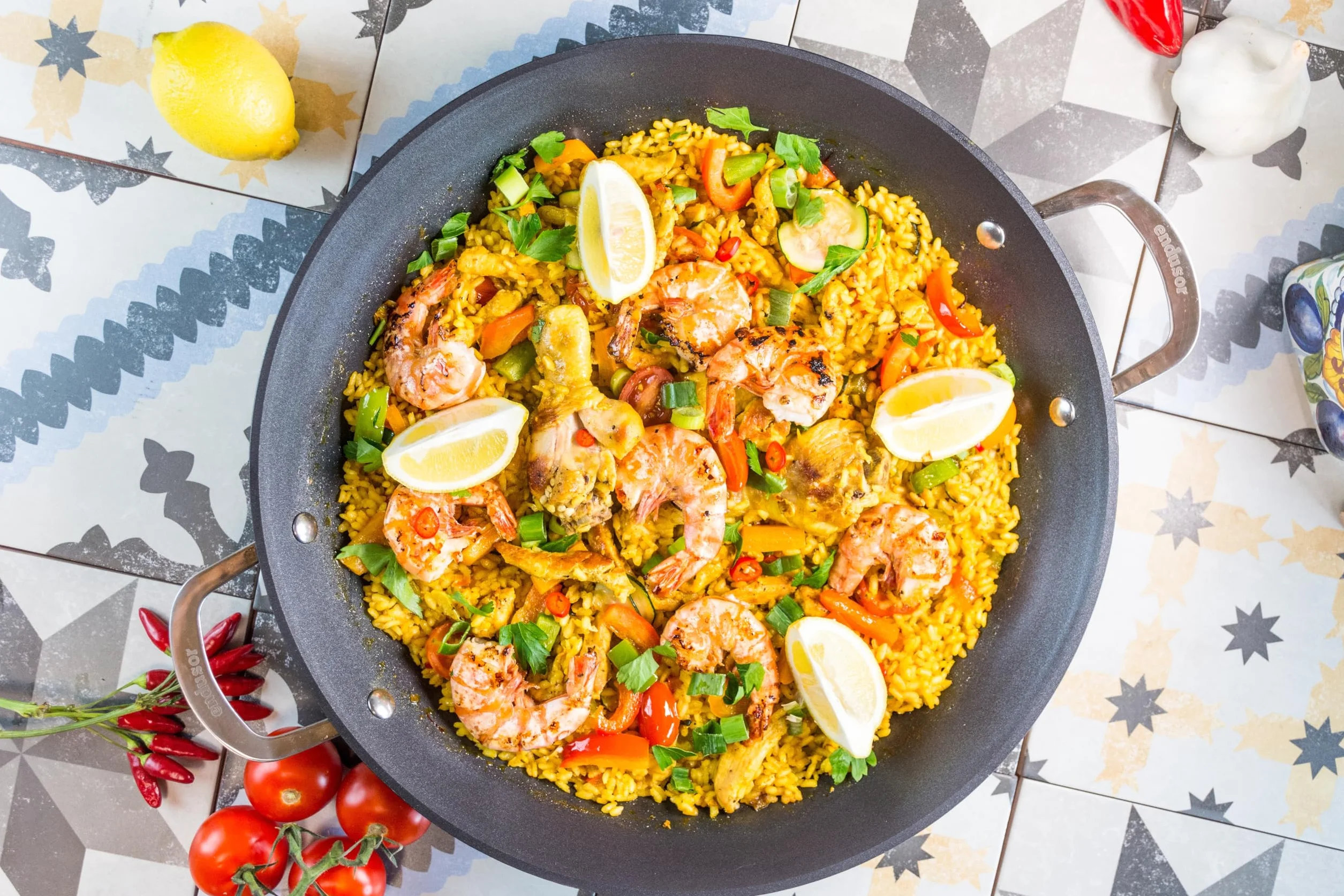 endusor Paella patelnia indukcyjna Ø 38 cm z powłoką zapobiegającą przywieraniu | dla 6-8 osób | wszystkie rodzaje kuchenek + piekarnik + grill gazowy | profesjonalna patelnia do paelli wykonana z
