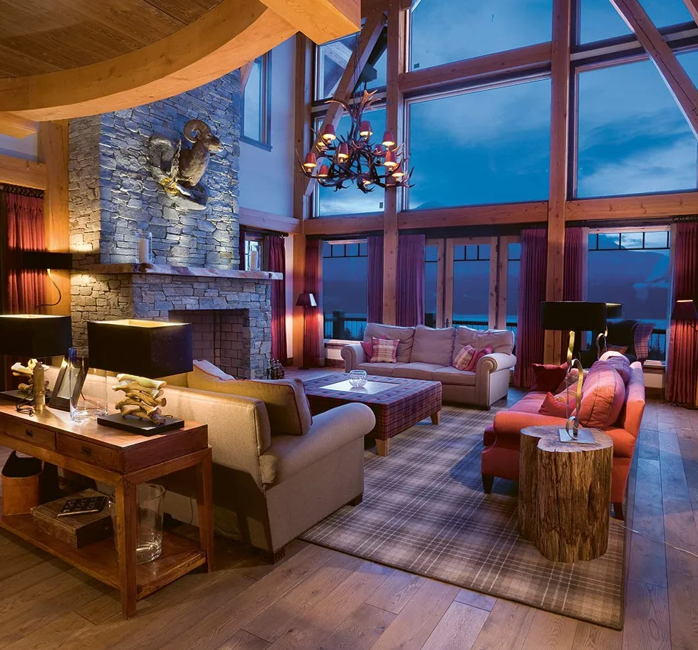 The Ultimate Ski Book: Legends, Resorts, Lifestyle & More