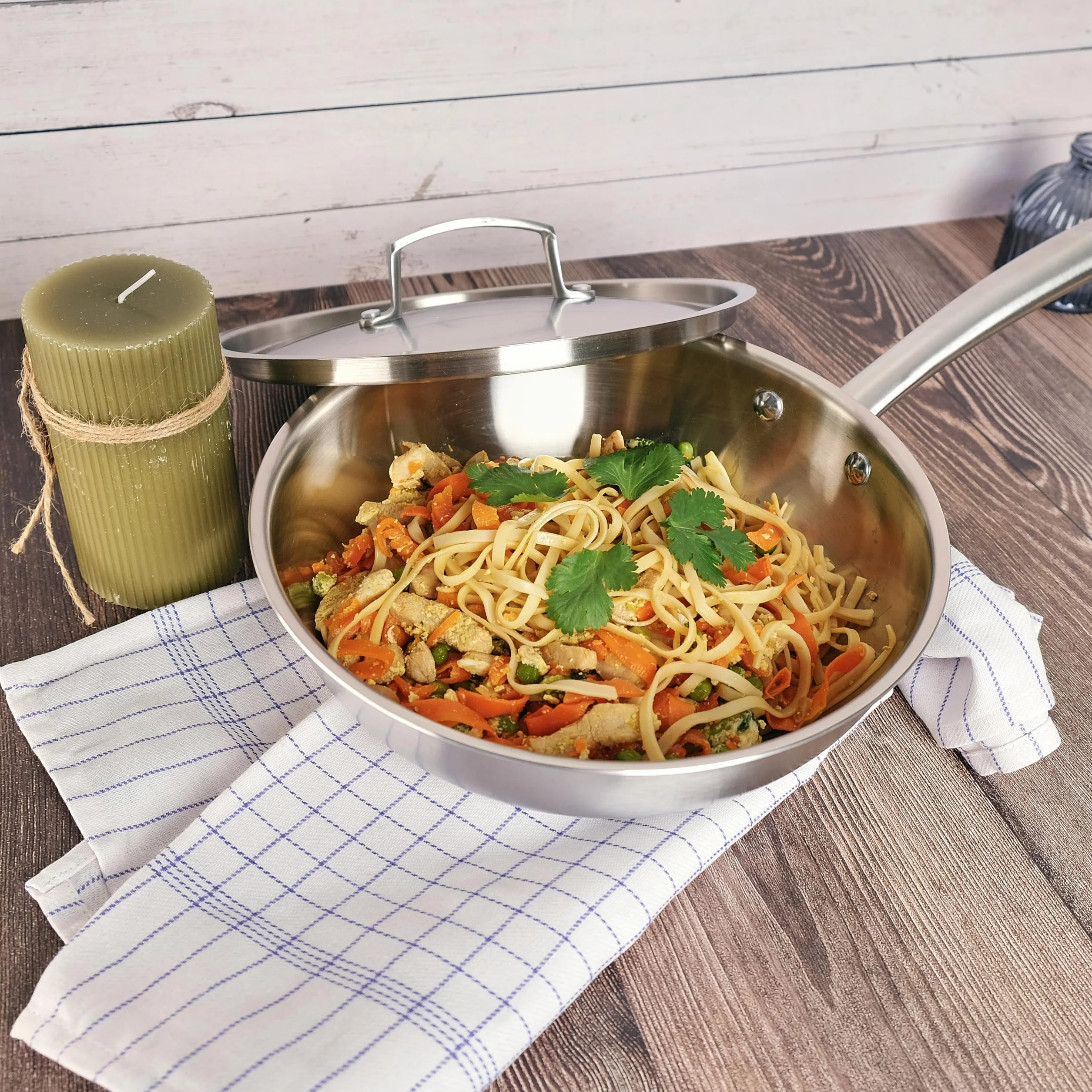 KAMBERG - Wok Ø28 cm ze stali nierdzewnej 18/10 Triply - bez PFAS - Pokrywa w zestawie - Wszystkie palniki indukcyjne i piekarnik - 0008281