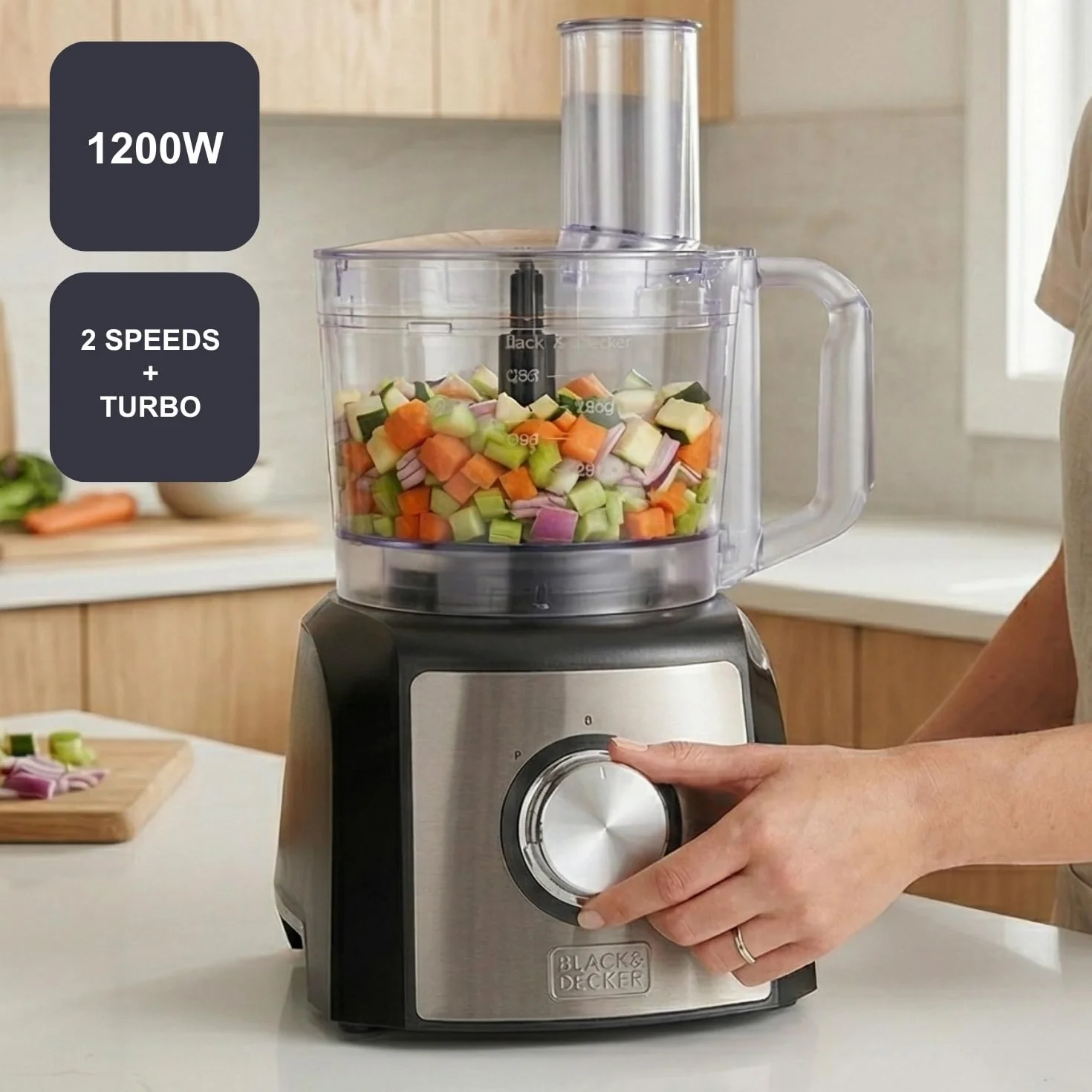 BLACK+DECKER BXFPA1200E robot kuchenny, 1200 W, pojemnik 1,5 l, 2 poziomy prędkości/funkcja turbo, 8 akcesoriów, ochrona przed odciskami palców, ostrza i tarcze ze stali nierdzewnej, nie zawiera BPA