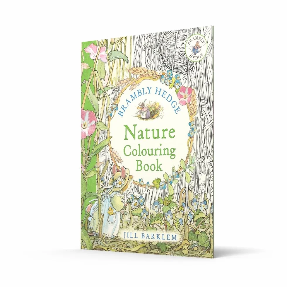 Brambly Hedge: Nature Colouring Book: Enter the cosy world of Brambly Hedge with this perfect colouring book for relaxation for all ages