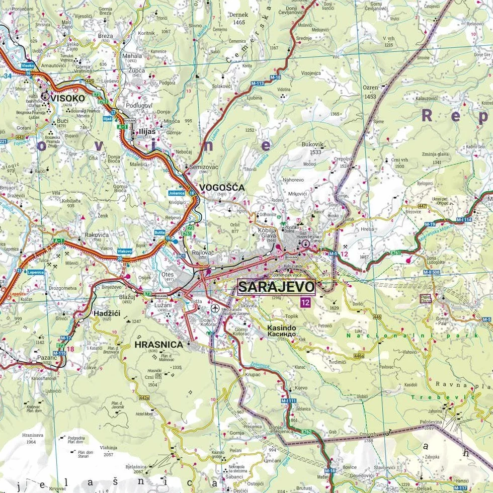 Bosnie-Herzégovine: Straßen- und Freizeitkarte, mit Infoguide, Top Tips, Innenstadtpläne: AK 0720