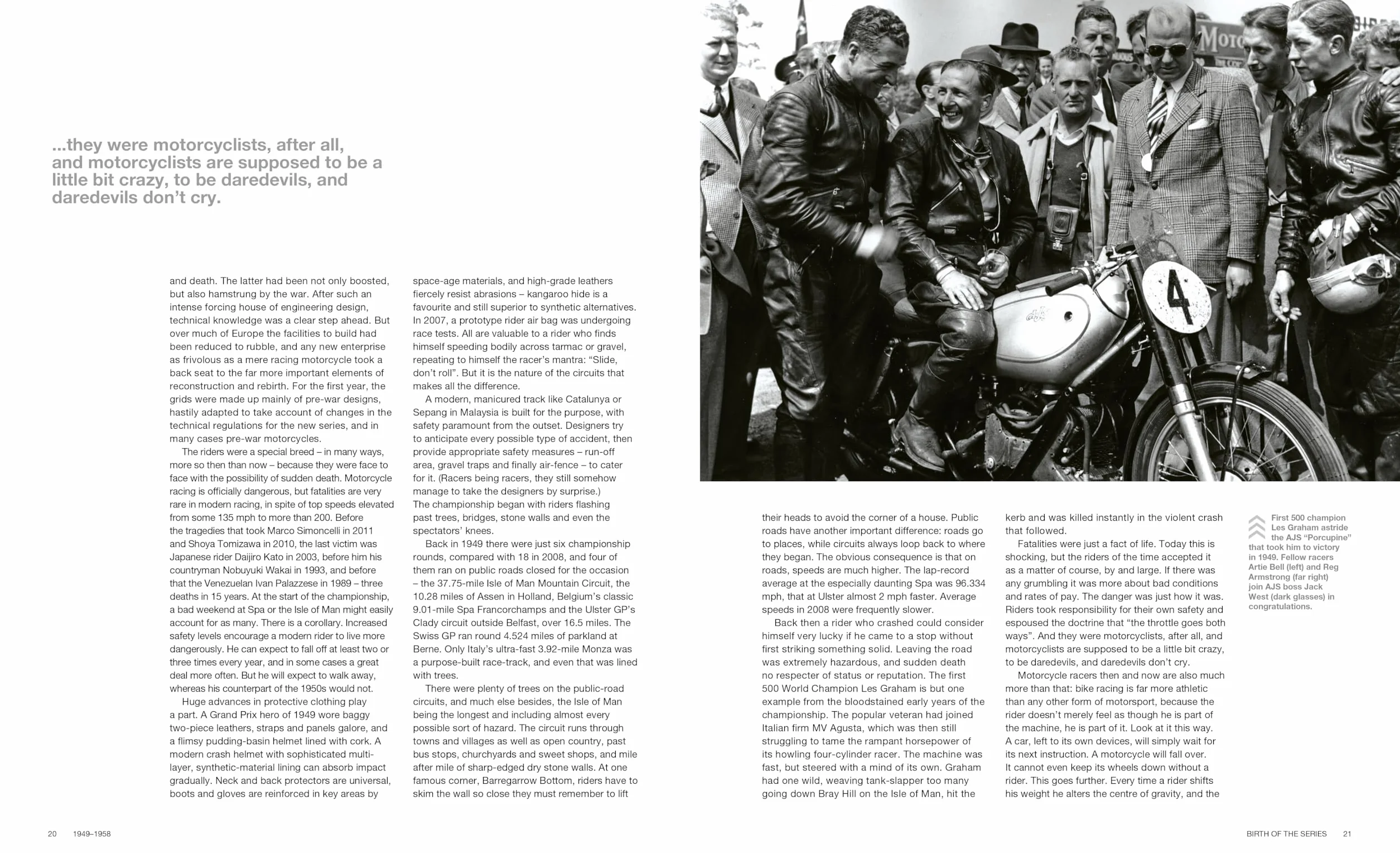 Motogp: The Illustrated History 2023: Featuring Exclusive Interviews with Valentino Rossi, Giacomo Agostini, Wayne Rainey, Kevin Schwantz and Casey Stoner