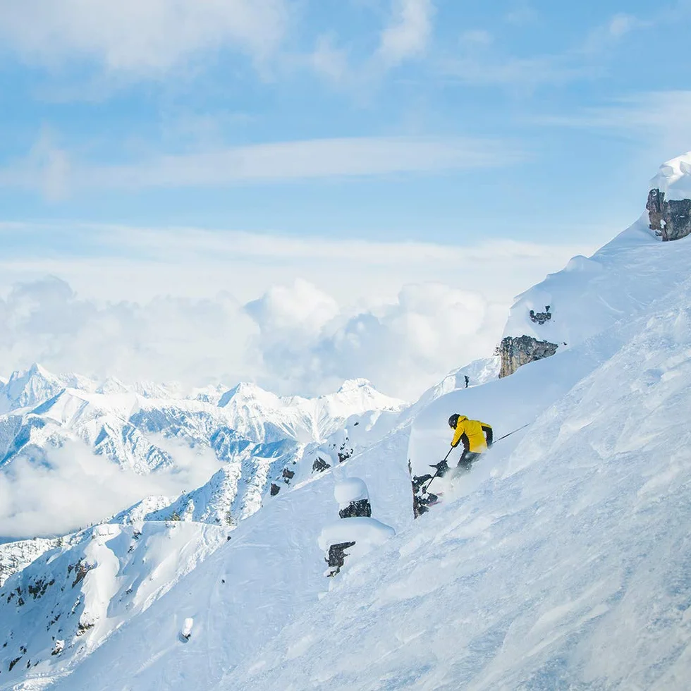 The Ultimate Ski Book: Legends, Resorts, Lifestyle & More