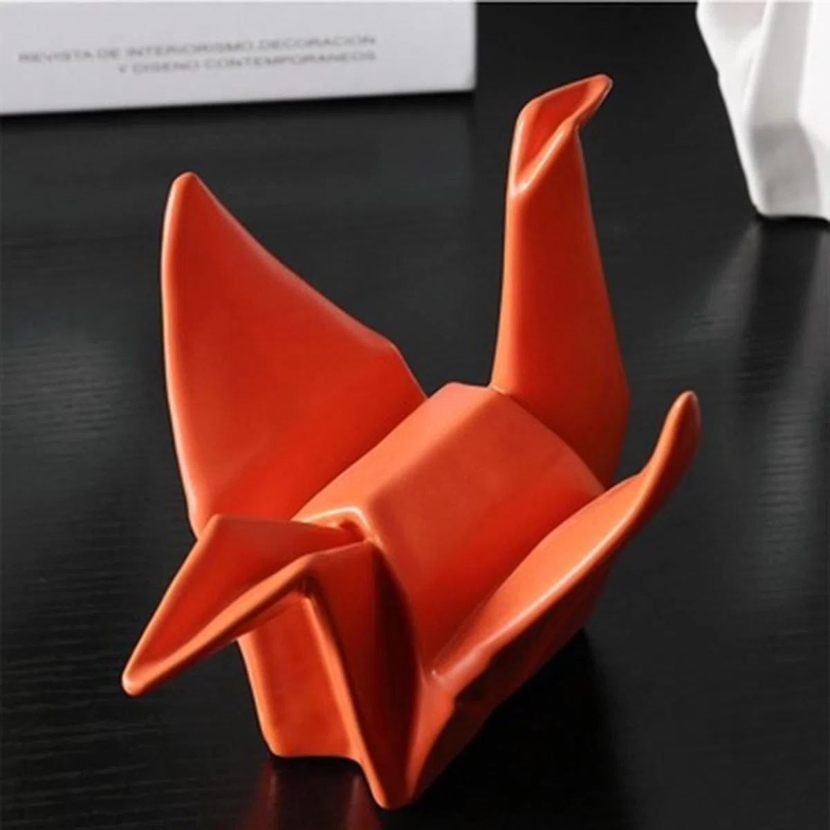 Statuetki do wystroju domu białe, S, figurka żurawia origami ceramiczna, figurka zwierzęcia artystycznego rzeźba dekoracja nowoczesne rzemiosło ozdoby do biura salon bar kawiarnia ręcznie robione(Oran