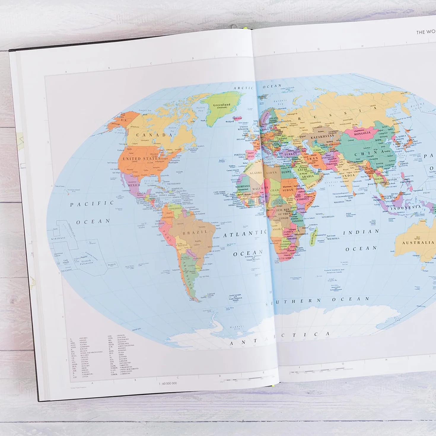 The Times Comprehensive Atlas of the World: 16th Edition