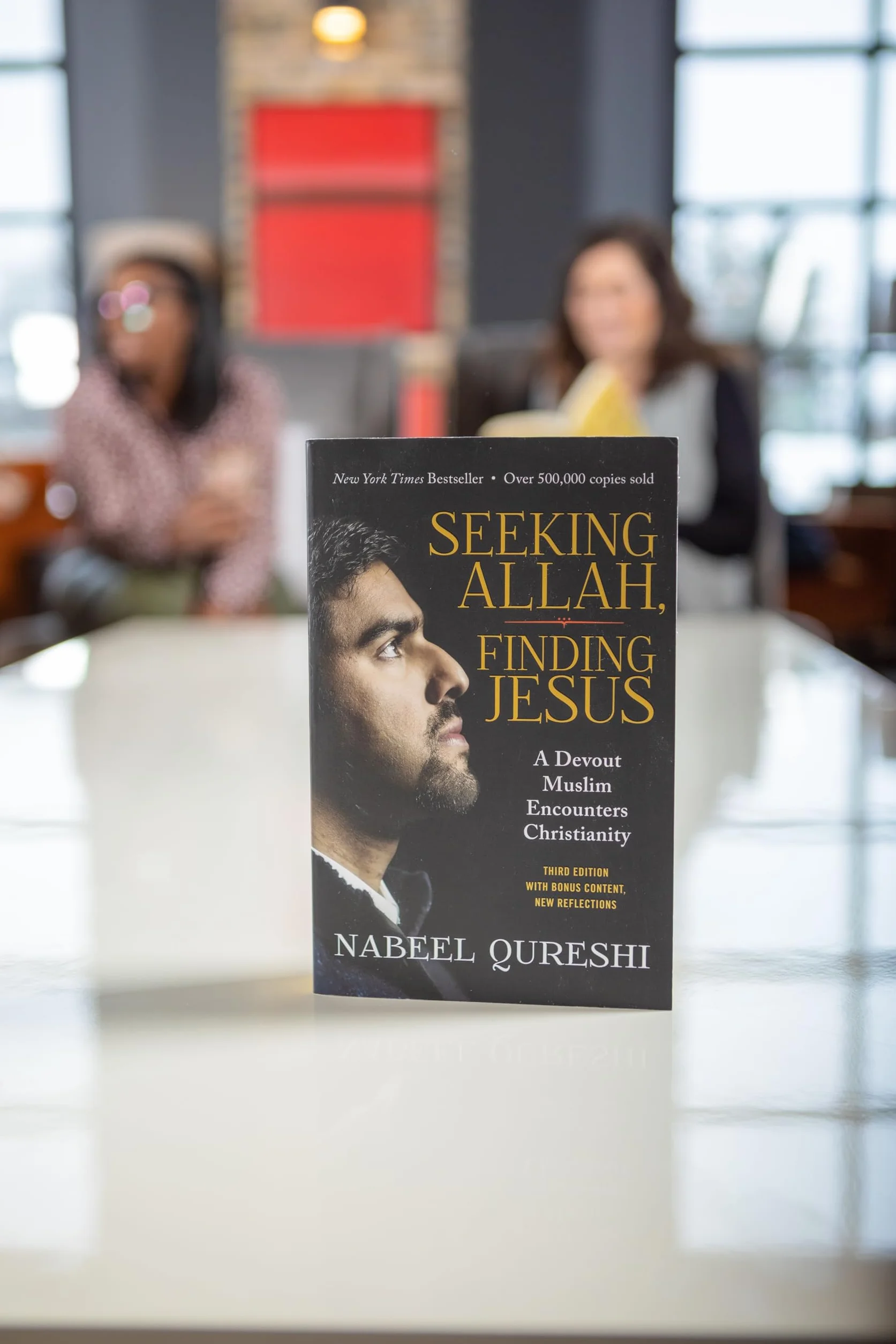 Seeking Allah, Finding Jesus: A Devout Muslim Encounters Christianity