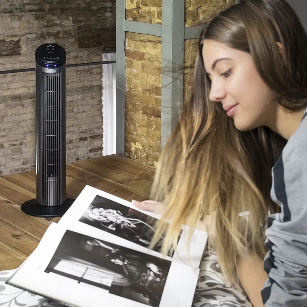Cecotec EnergySilence 890 Skyline Cyfrowy wentylator wieżowy z zegarem. 50 W, 30 '' (76 cm) wysoki, oscylacyjny, miedziany silnik, 3 prędkości, 3 tryby, czarny