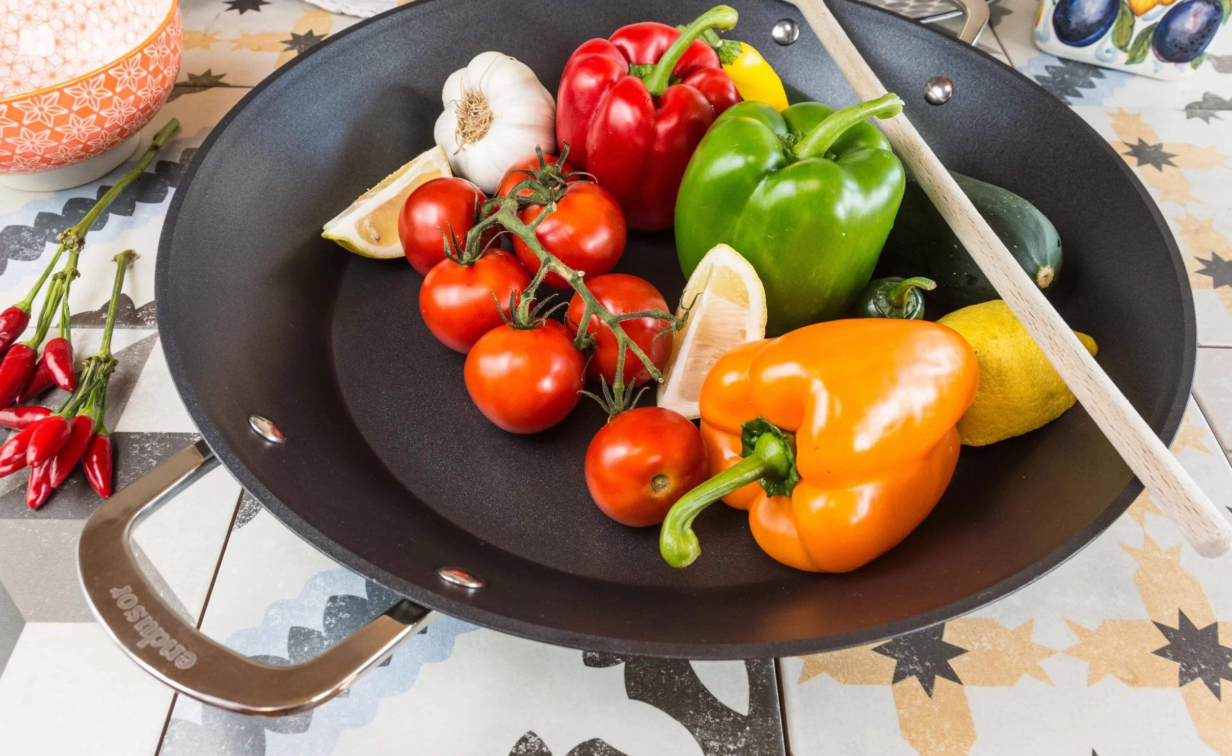 endusor Paella patelnia indukcyjna Ø 38 cm z powłoką zapobiegającą przywieraniu | dla 6-8 osób | wszystkie rodzaje kuchenek + piekarnik + grill gazowy | profesjonalna patelnia do paelli wykonana z