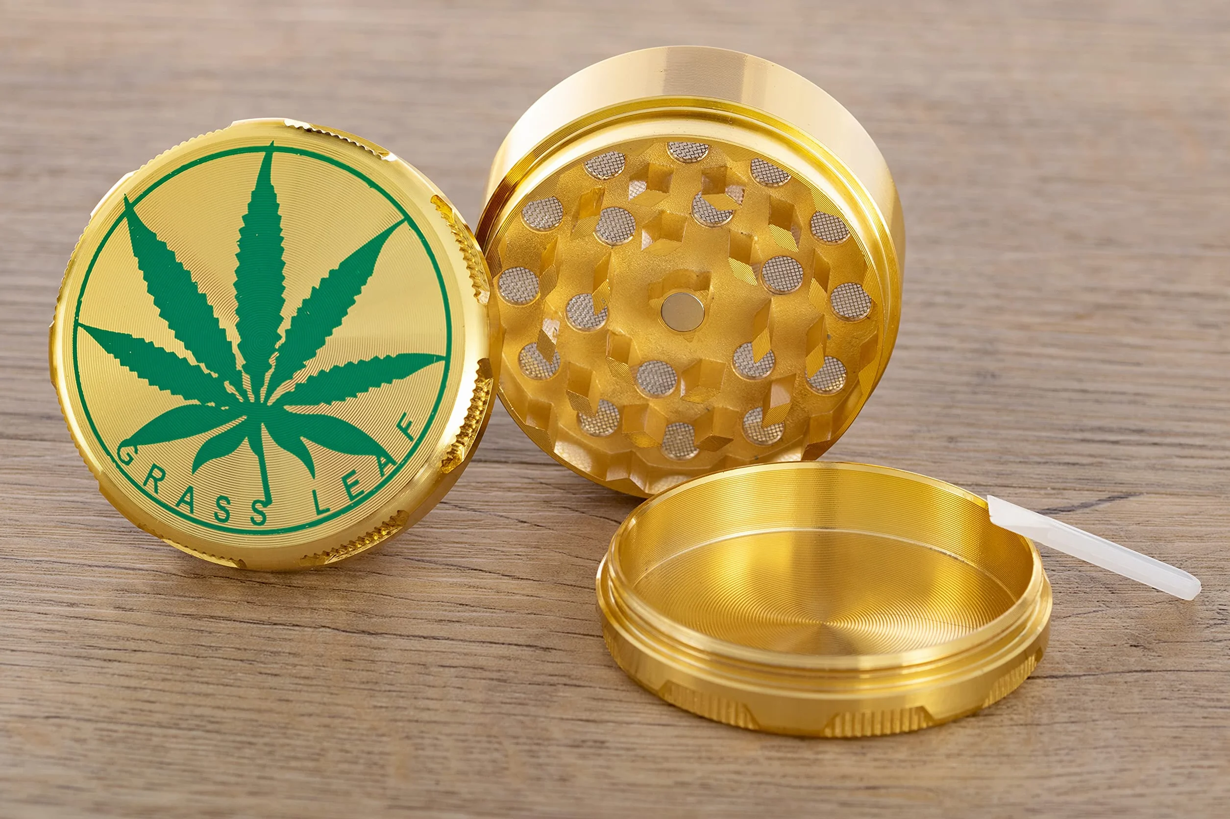 Młynek Premium 3-częściowy ze skrobakiem do pyłków | Materiał: stal nierdzewna | Młynek do ziół do przypraw i innych roślin (młynek złoty z liśćmi warzyw)
