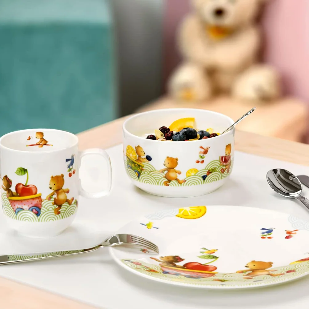 Villeroy & Boch – Hungry as a Bear, 7-cz. zestaw naczyń stołowych dla dzieci ze sztućcami, porcelana Premium, stal nierdzewna 18/10, biały/wielokolorowy