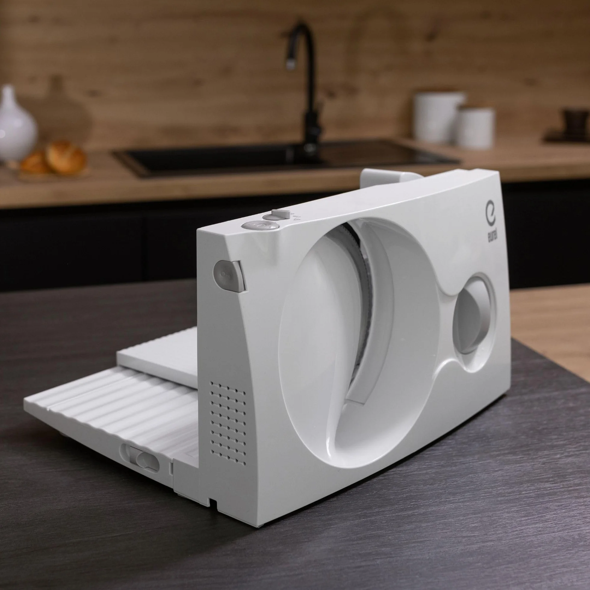 EUREL RS42 uniwersalna krajalnica elektryczna, ostrze ze stali nierdzewnej Ø 170 mm, 100 W