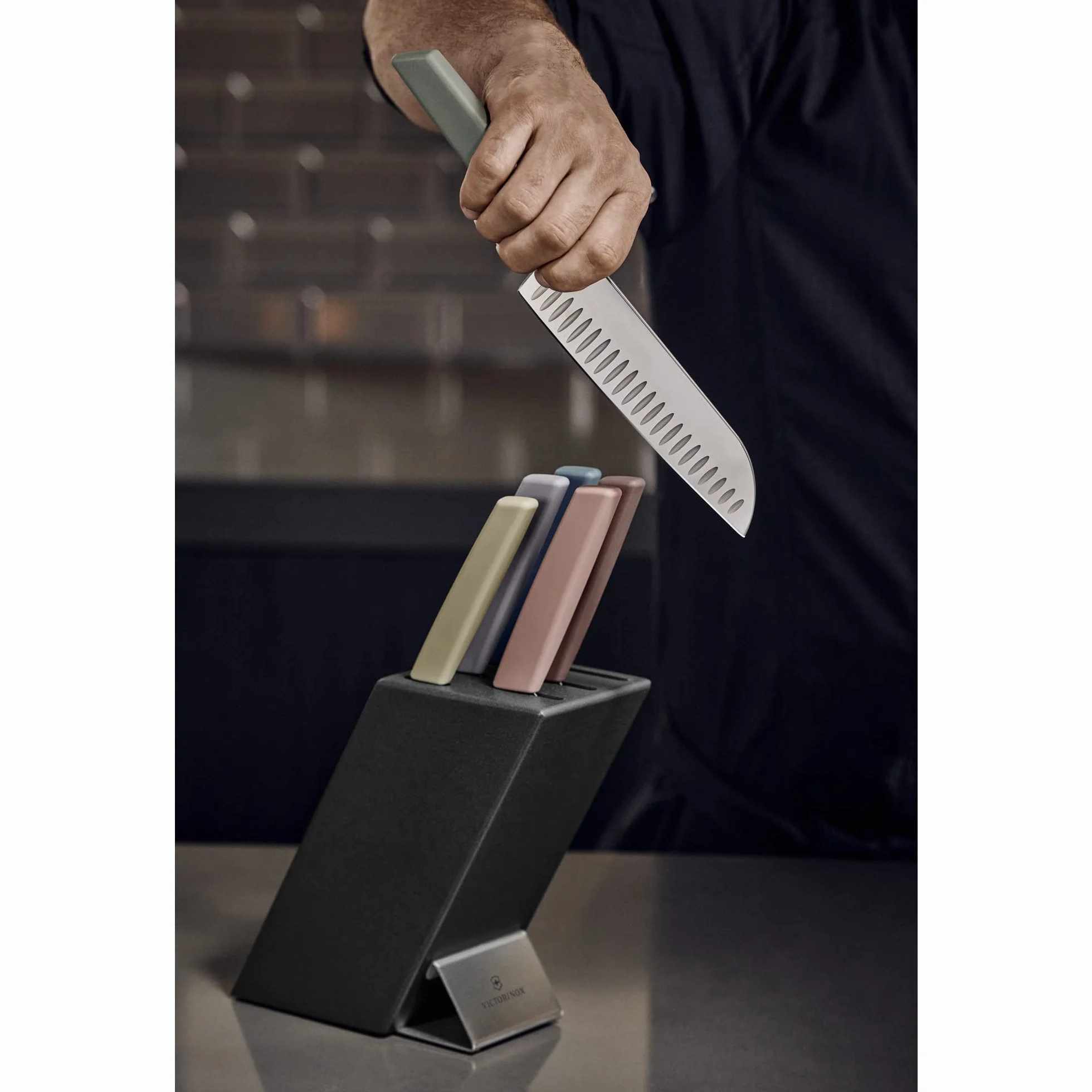 Victorinox, 6.7186.66, Storage + Cutting Boards, Messerblock, mit edlem Holzgriff, Mehrfarbig, Made in Switzerland,
